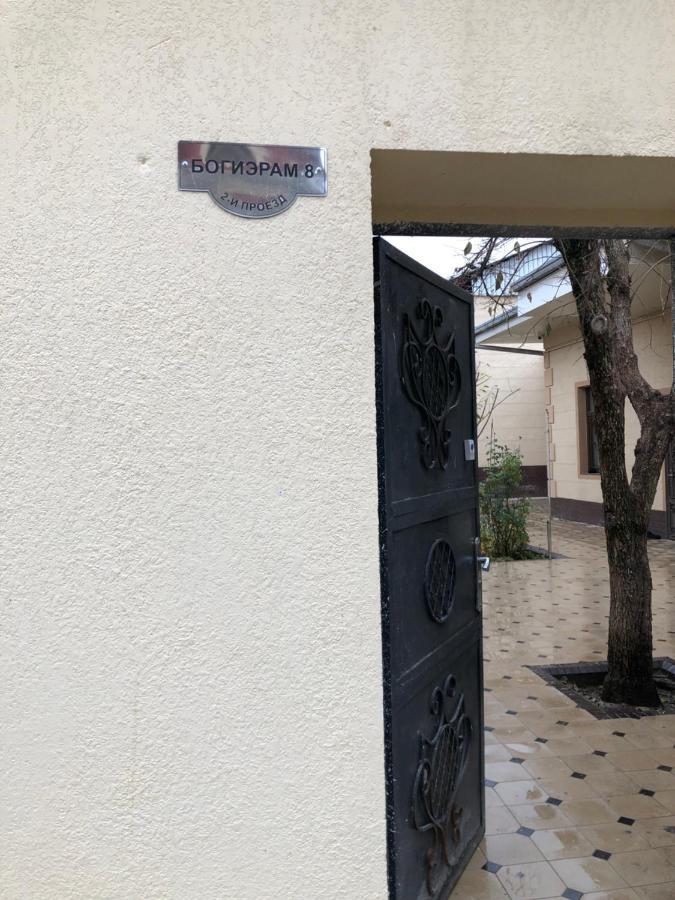 Дом Отель Бадамзар Taschkent Exterior foto