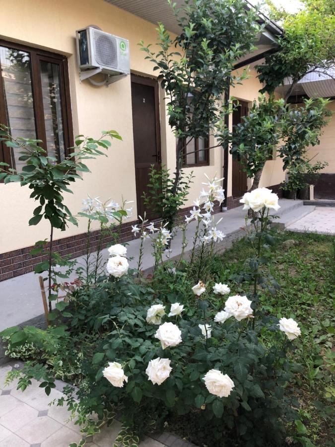 Дом Отель Бадамзар Taschkent Exterior foto